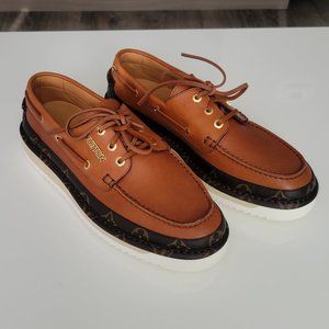 レア‼️ Louis Vuitton Summerland Boat Shoes LOUIS VUITTON Calfskin Mens Summerland Boat Shoes 10 Cognac